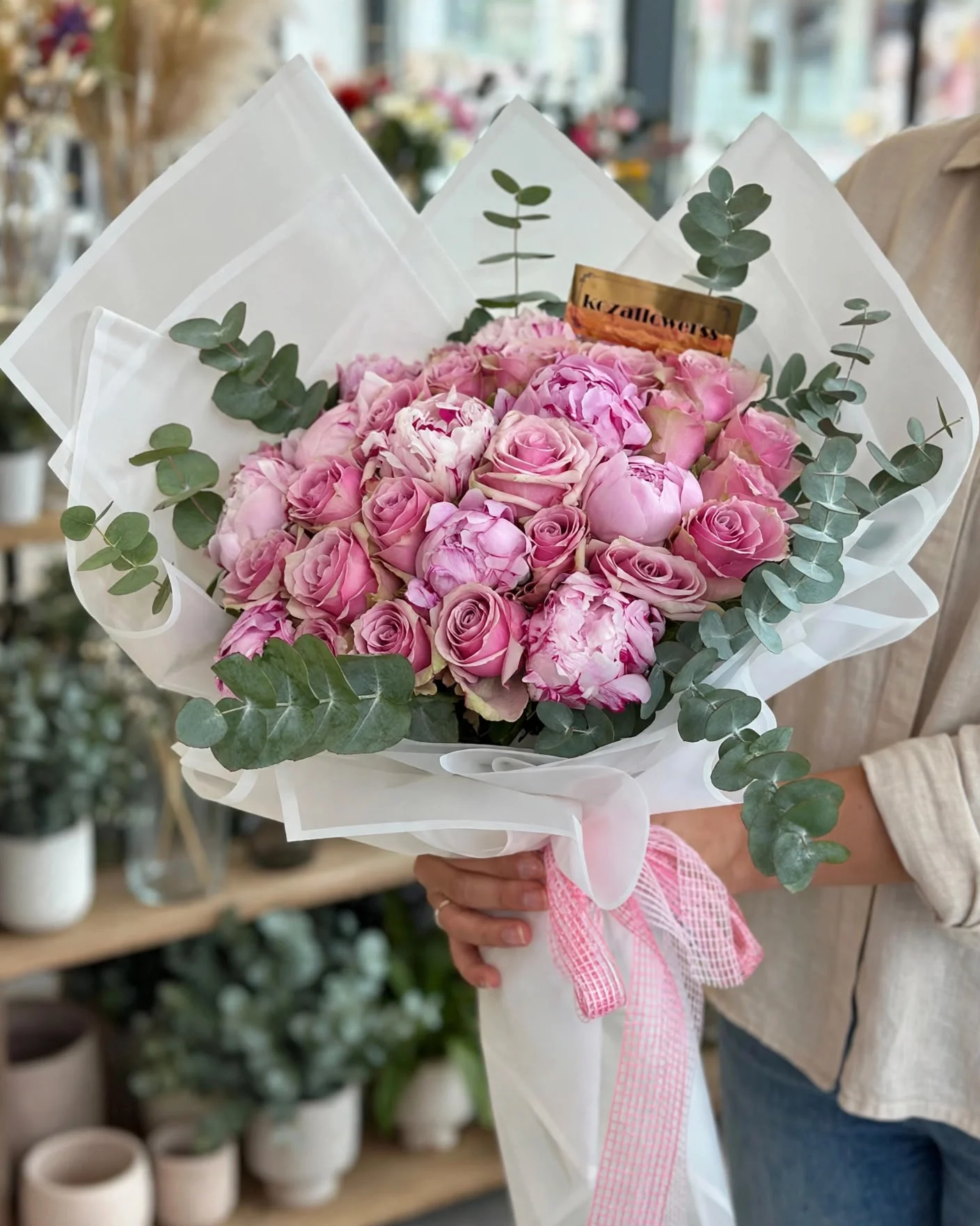 Dark Pink-Pembe Şakayık & Gül Buketi