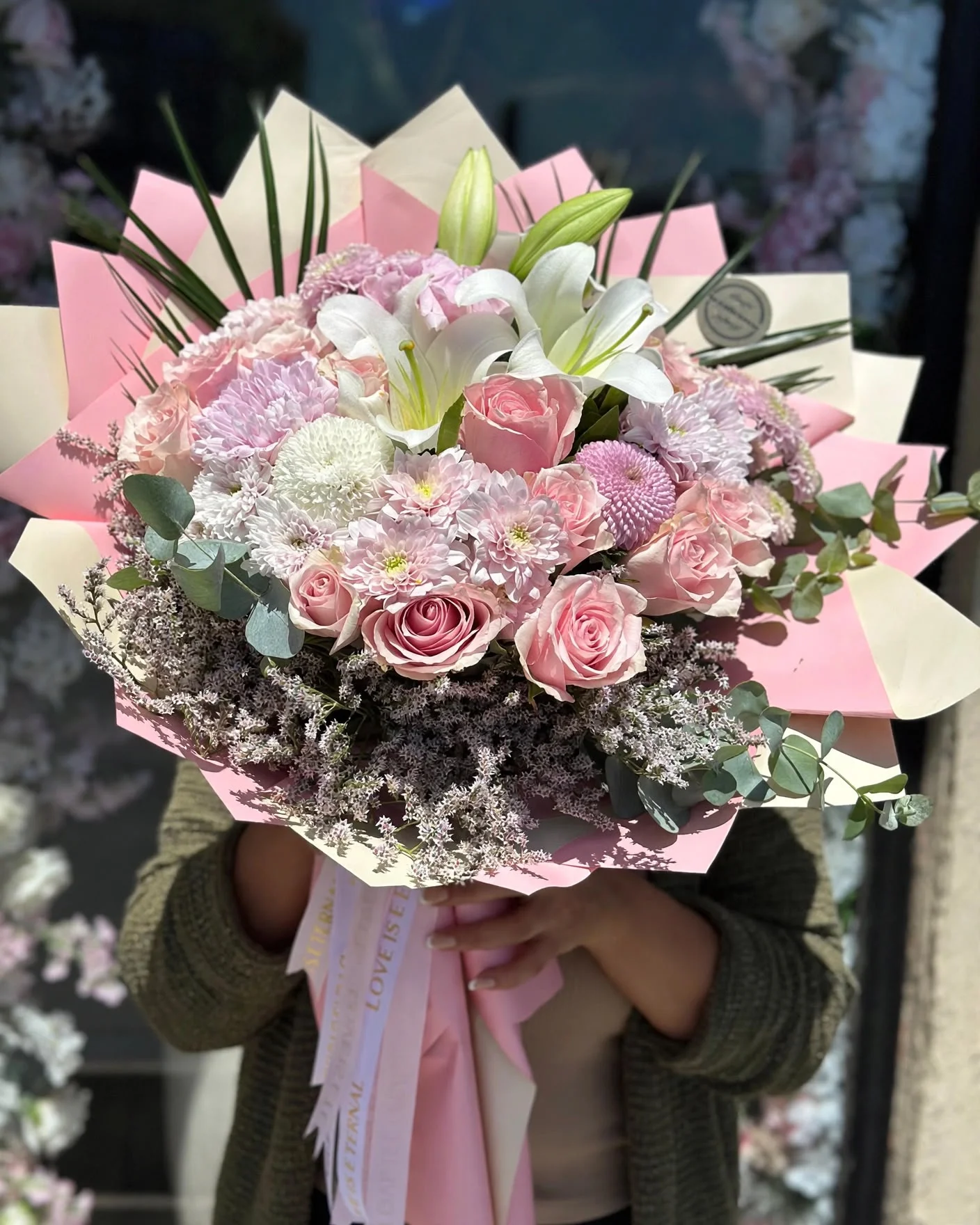 Pink Verona-Lilyum & Pembe Gül Buketi